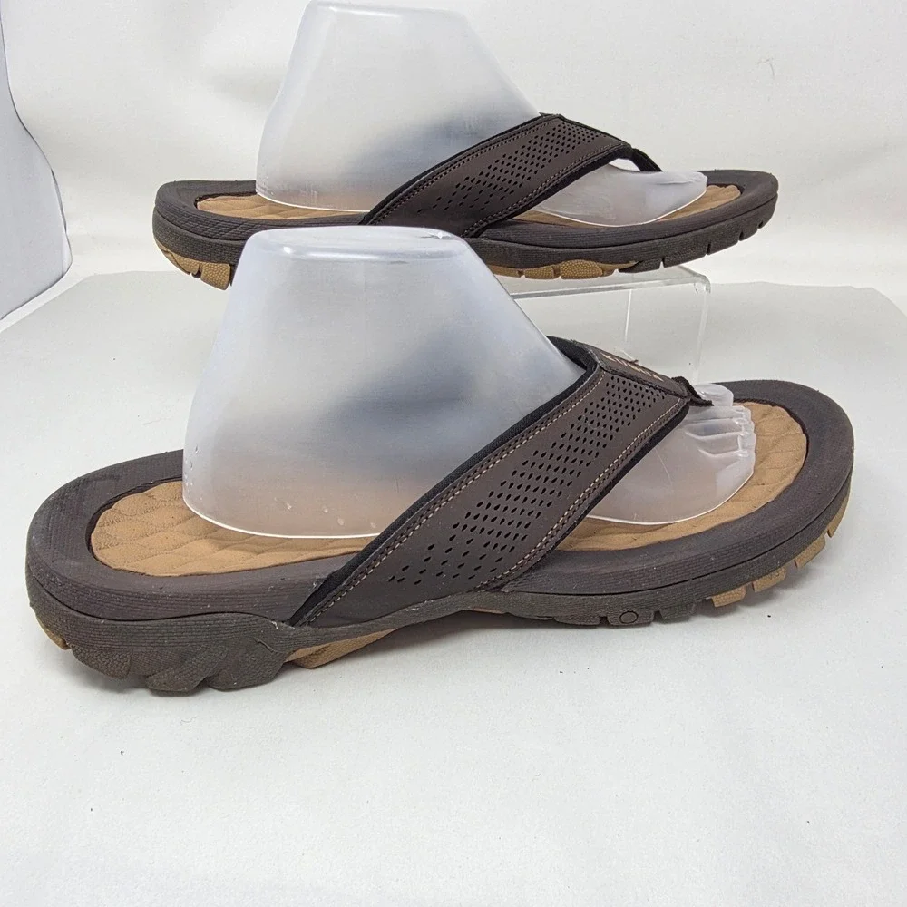 KUBUA ships from